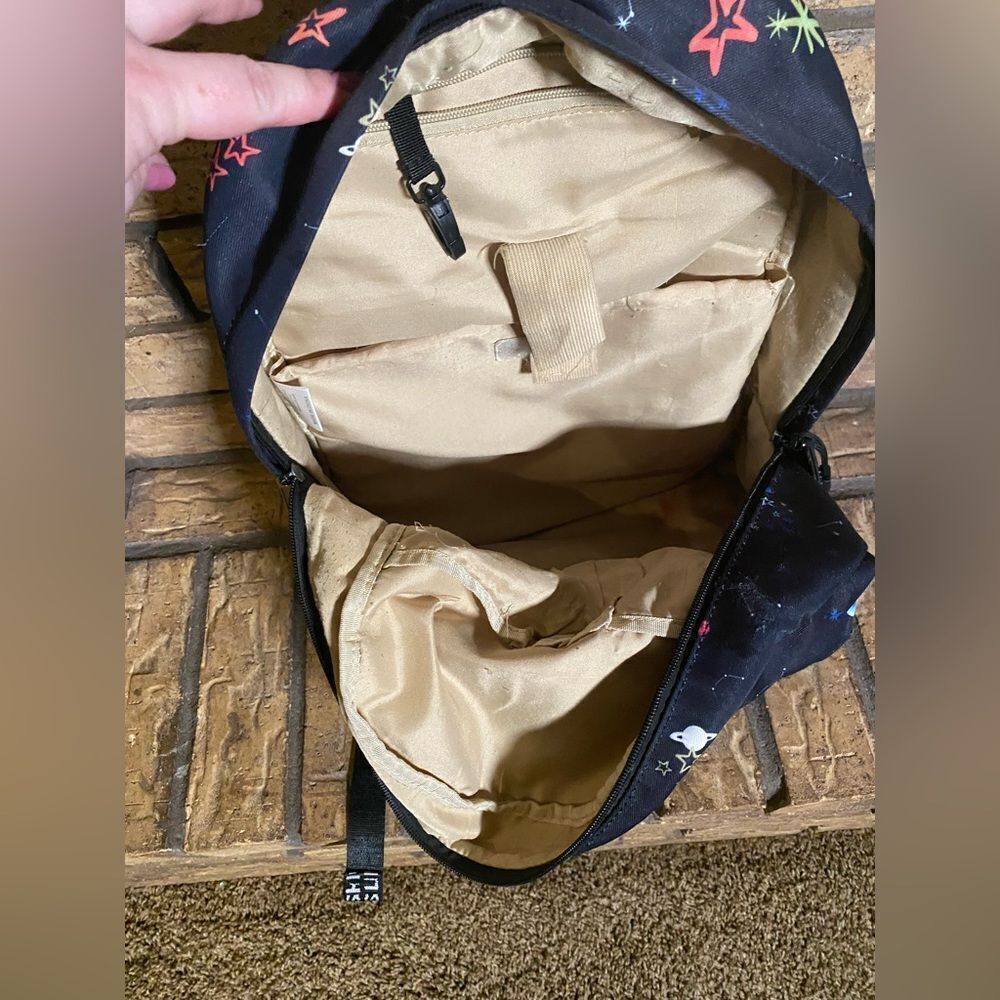 Space back pack - Picture 3 of 3